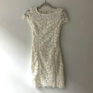 White lace mini dress-S